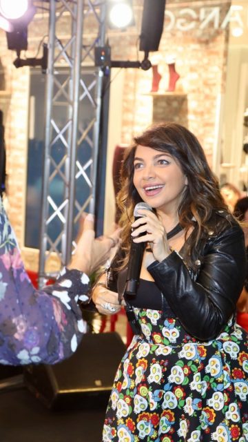 Cristina D'Avena - Quasar Village